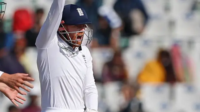 Jonny Bairstow appeals for lbw