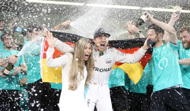 Nico Rosberg and wife Vivian celebrate