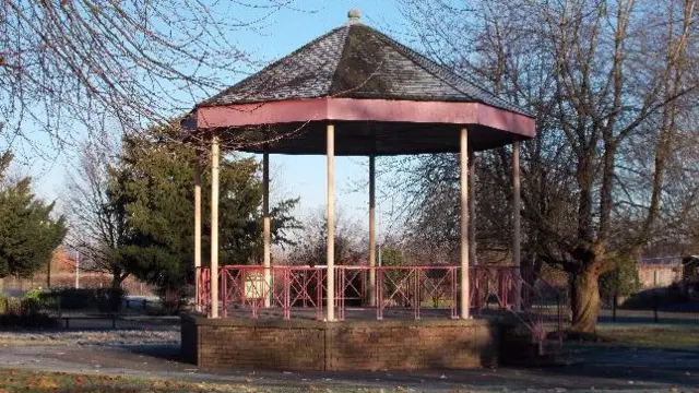 Oakengates bandstand