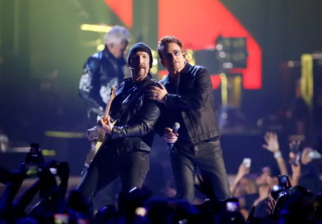 The Edge (left) & Bono