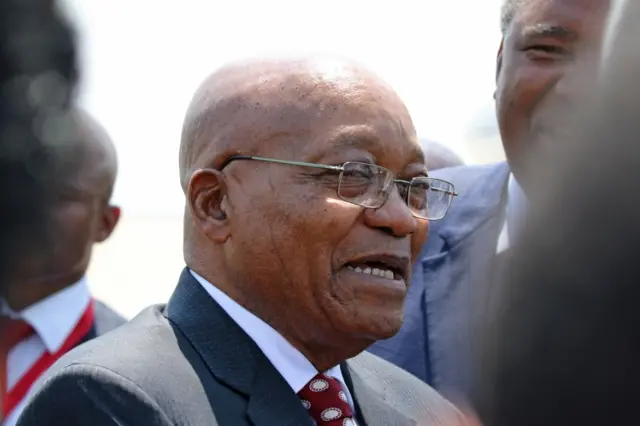 South African President Jacob Zuma arrives for a meeting with President Robert Mugabe in Harare, Zimbabwe, November 3,2016