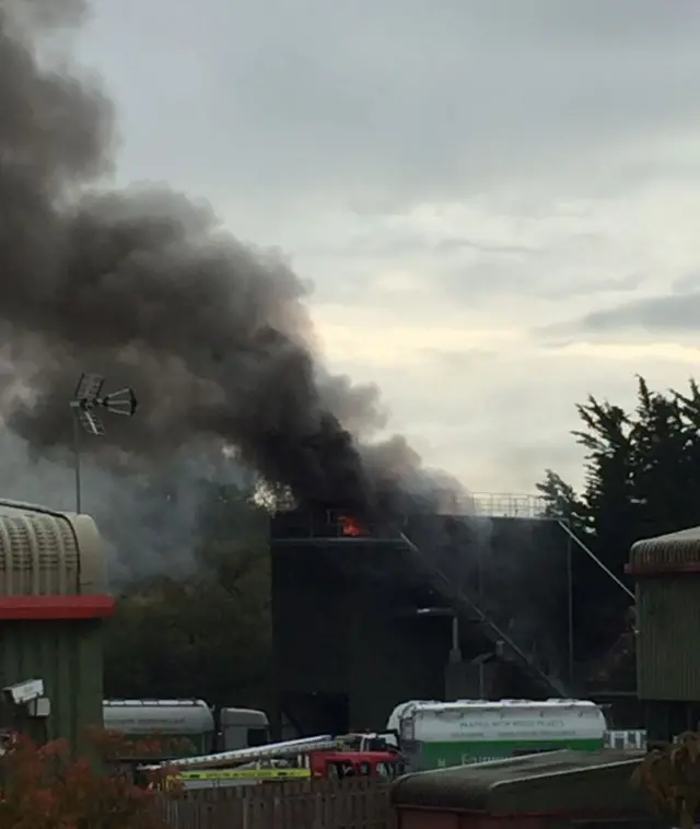 Fire at Lynx Business Park, Snailwell