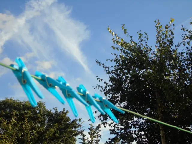 Washing line in Dinnington