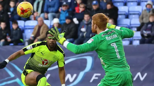 Garath McCleary scores for Reading against Wigan