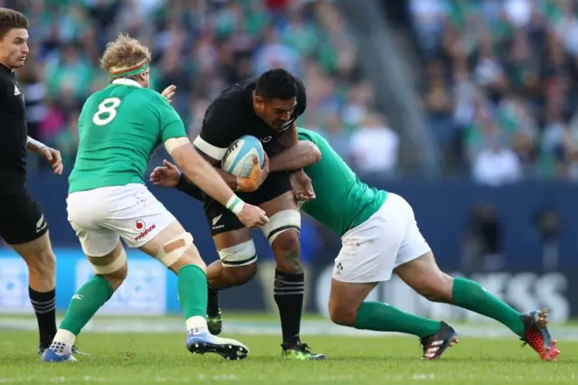 Heaslip tackles Kaino