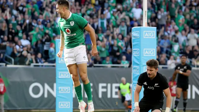 Conor Murray celebrates