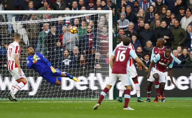 Lee Grant saves for Stoke against West Ham