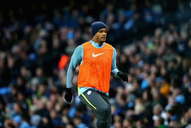 Vincent Kompany warms up