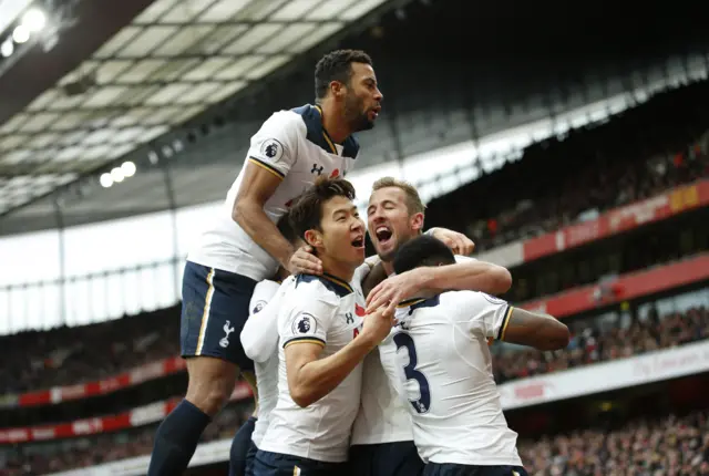 Harry Kane celebrates