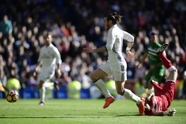 Bale scores a second goal