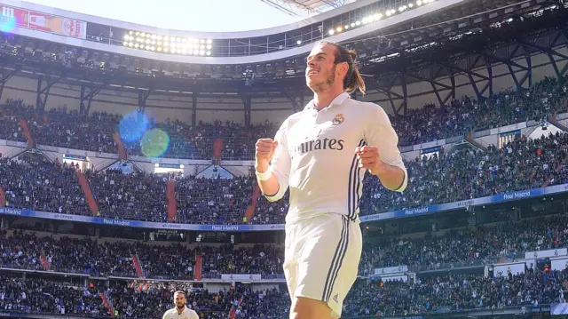 Gareth Bale celebrates