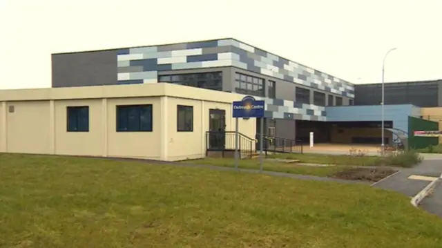 West Gate School swimming pool