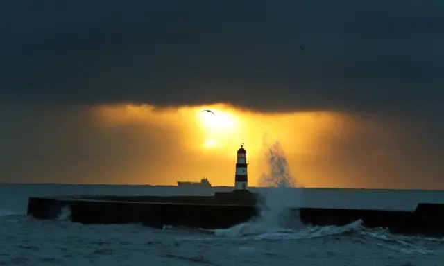 Sunrise in Seaham