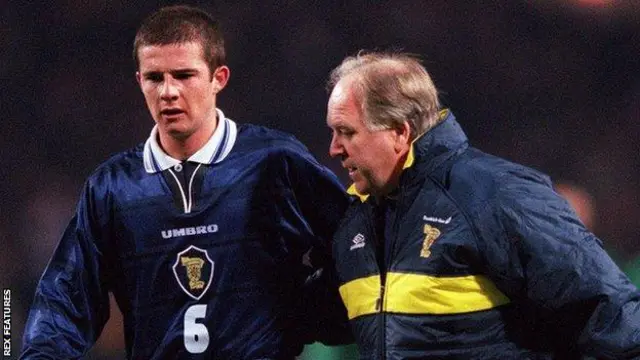 Scotland's Barry Ferguson and Craig Brown at Wembley