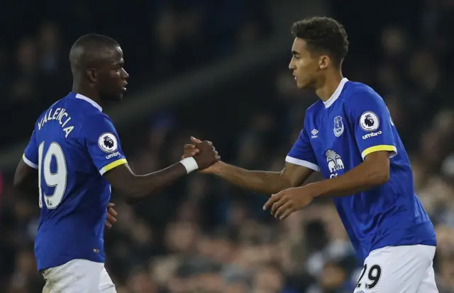 Dominic Calvert-Lewin comes on as a substitute to replace to Enner Valencia