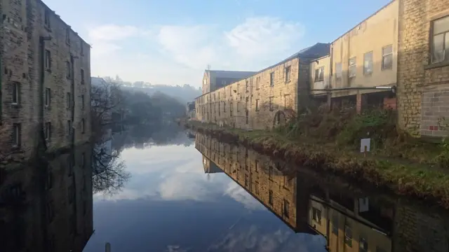 Elland Bridge