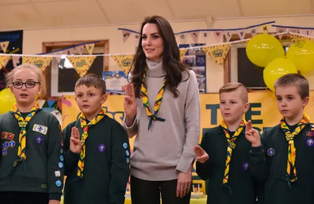 The Duchess of Cambridge and four young Cubs take the Cub Scout Promise