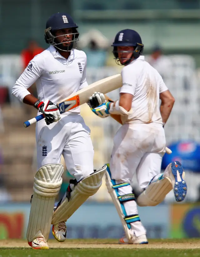 England's Rashid and Dawson