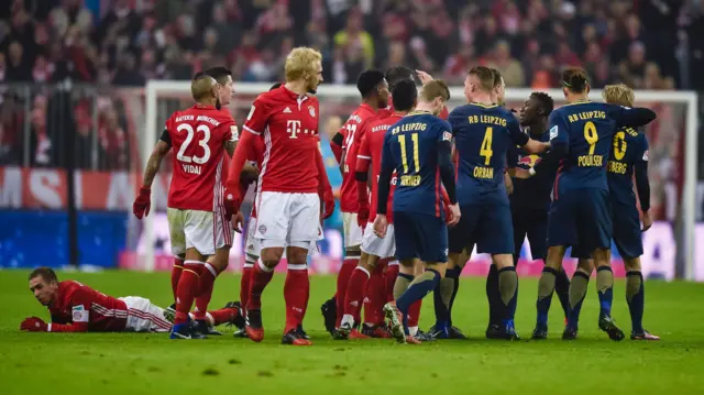 Bayern players react