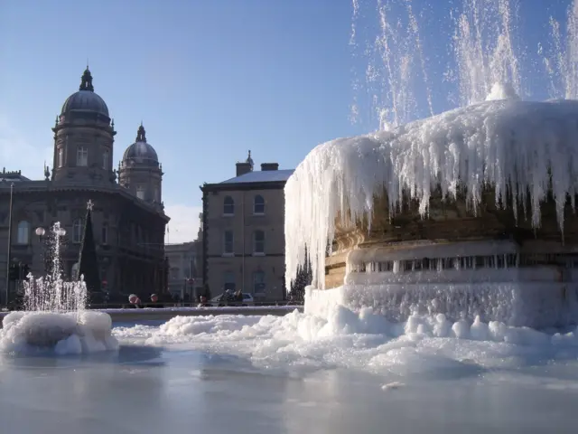 Frozen fountain