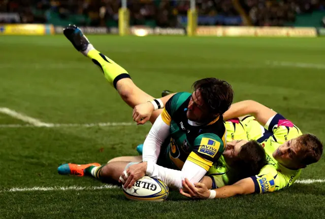 Ben Foden (left)