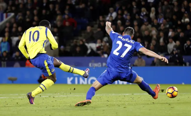 Romelu Lukaku scores for Everton