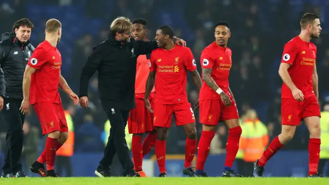 Jurgen Klopp with Liverpool players