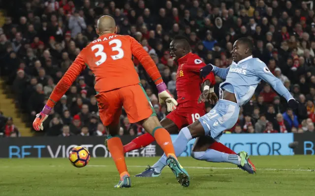 Stoke's Giannelli Imbula scores an own goal