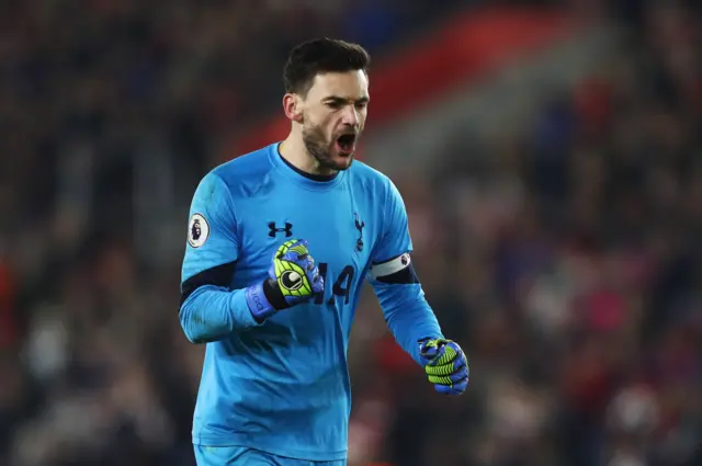 Hugo Lloris of Tottenham Hotspur celebrates