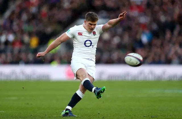 Owen Farrell brings up three points for England