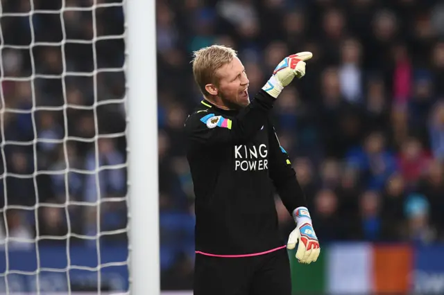 Kasper Schmeichel gestures