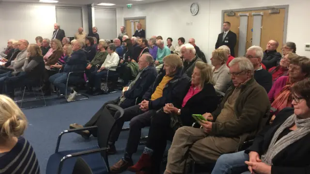 Meeting over beach hut proposals