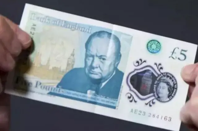 £5 note