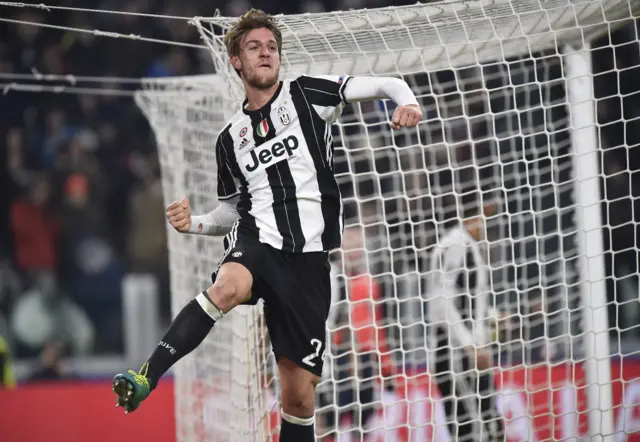 Daniele Rugani celebrates