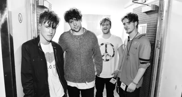 Viola Beach