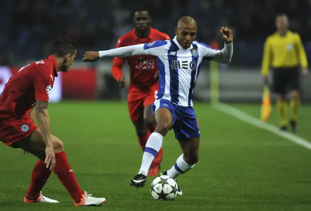 Yacine Brahimi