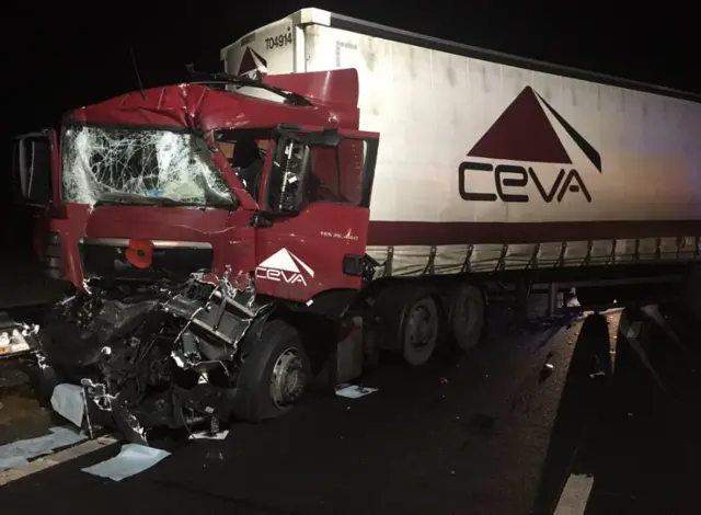 Crashed lorry on M4