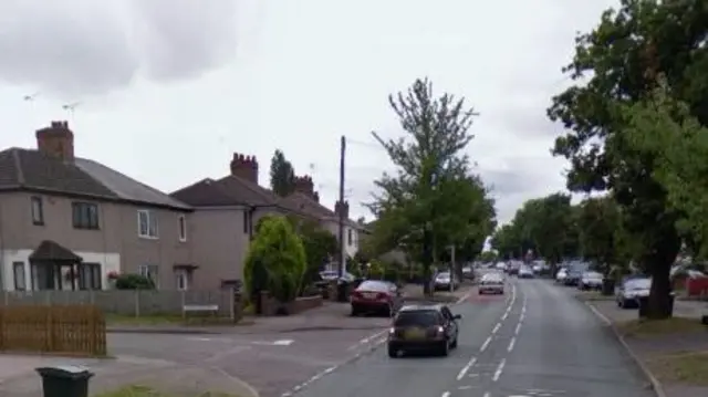 Gainford Rise junction with Clifford Bridge Road