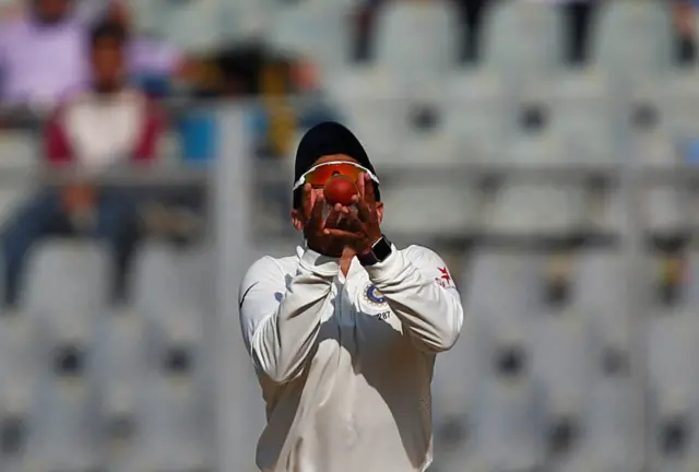 Karun Nair catches Moeen Ali's shot