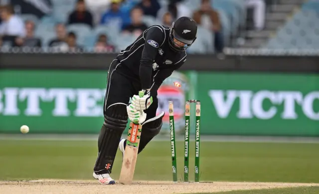 Henry Nicholls is bowled by Mitchell Starc