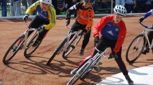 Cycle speedway riders