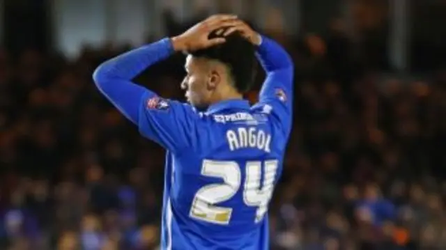 Lee Angol looks dejected