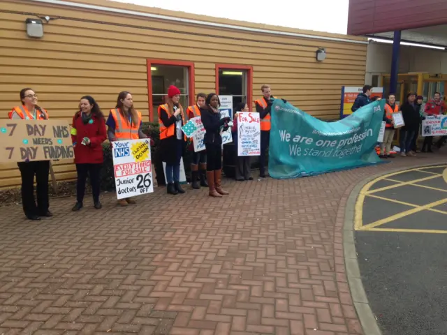 Strike outside MK Hospital