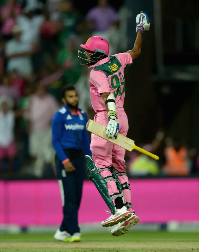 Imran Tahir celebrates