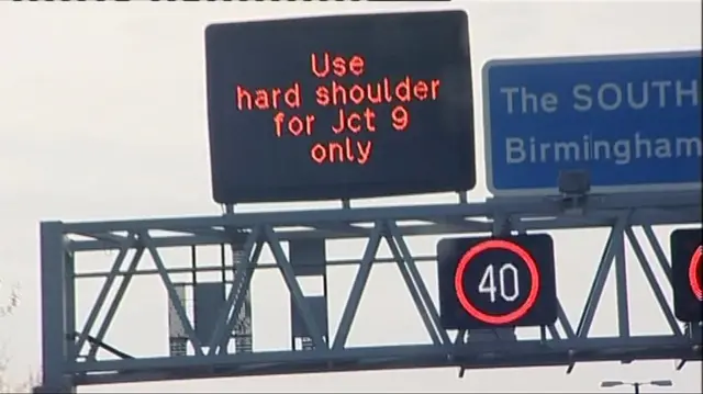 M6 Sign