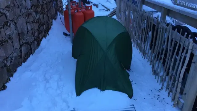 Climbers green tent