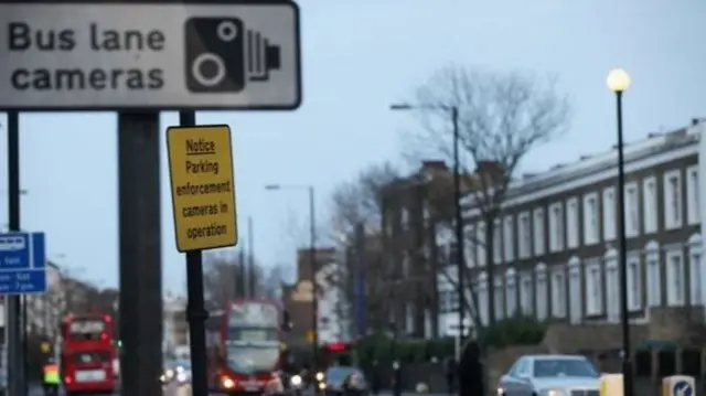 Bus lane cameras sign