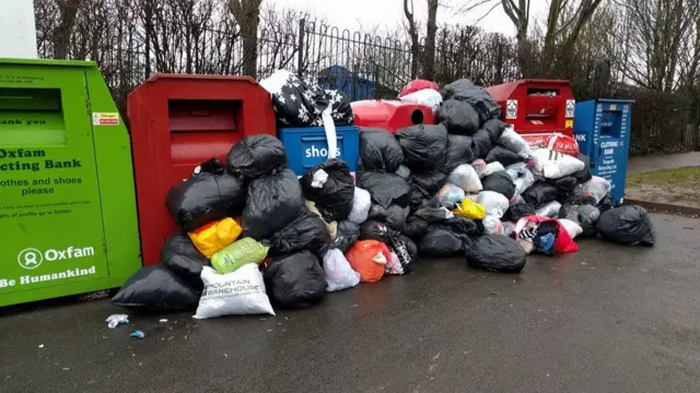 Flytip at Ferriston in Hardwick, Banbury