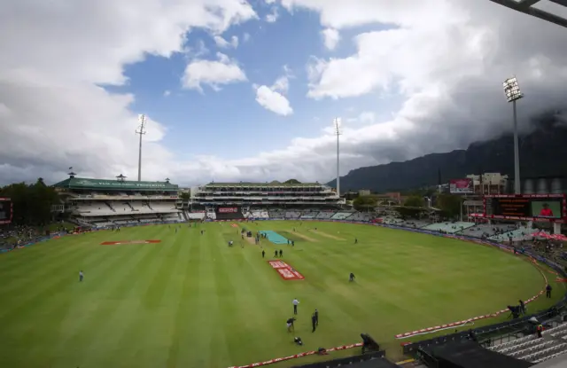 A view of the cloud over Newlands