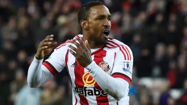 Jermain Defoe reacts
